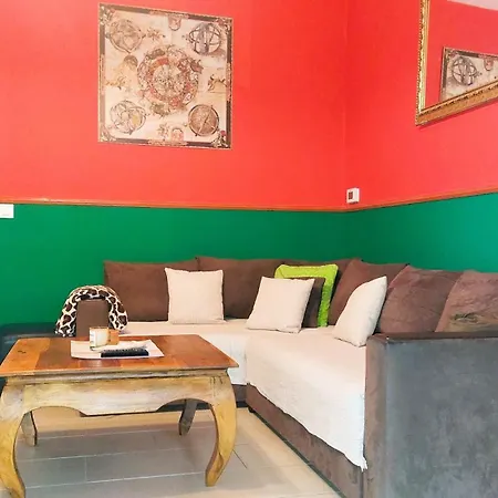 Stamyra House Apartament *