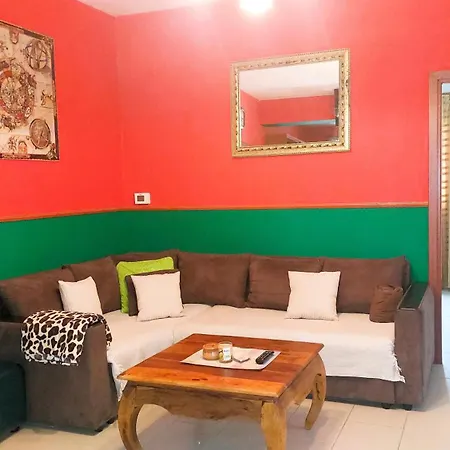 Stamyra House *