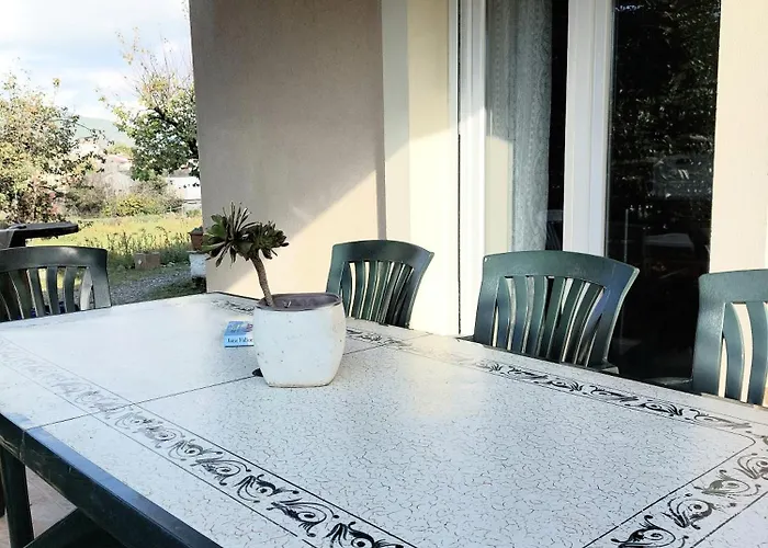 Stamyra House Apartament Liapades